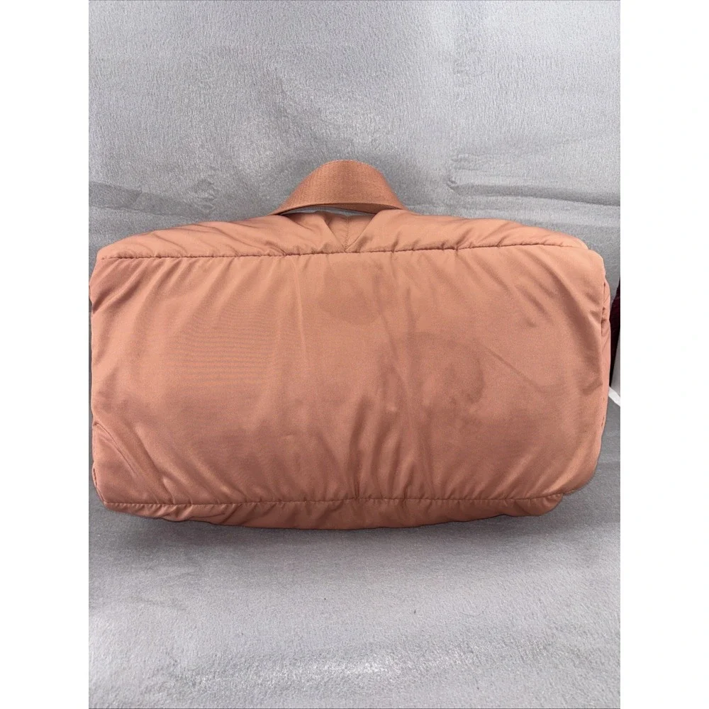 Under Armour‎ Studio Lite Duffle Gym Bag Light Pink New Condition RARE
